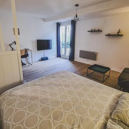 Grand Neuf Parking Privatif 3 Minutes Gare Au Calme * Poitiers