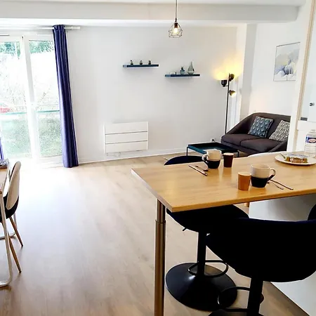 Grand Neuf Parking Privatif 3 Minutes Gare Au Calme *